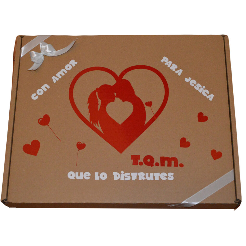 pareja-corazon-disfrutalo-Diseno-caja-118.jpg